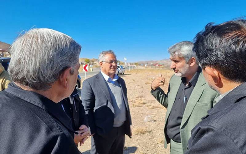 احداث بزرگراهها تاثیرمستقیم برتوسعه حمل و نقل و رونق بخشی به کشاورزی جنوب کرمان دارد